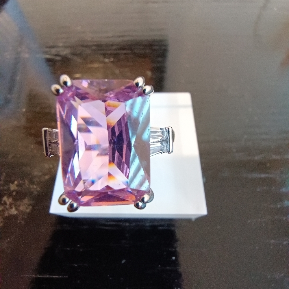 Silver Plated Cubic Zirconia Princess Cut Ring Size 8 - Picture 8 of 8